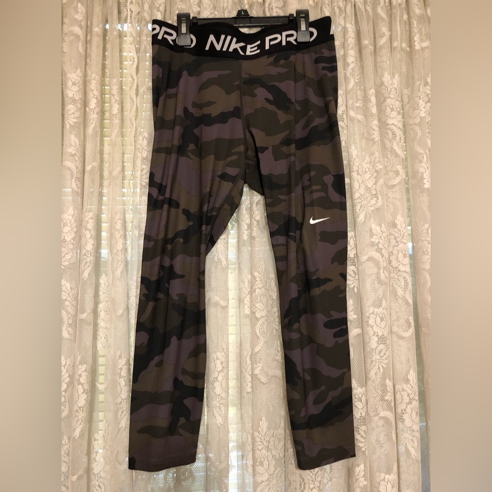 Nike Pro camo leggings (not ankle length)